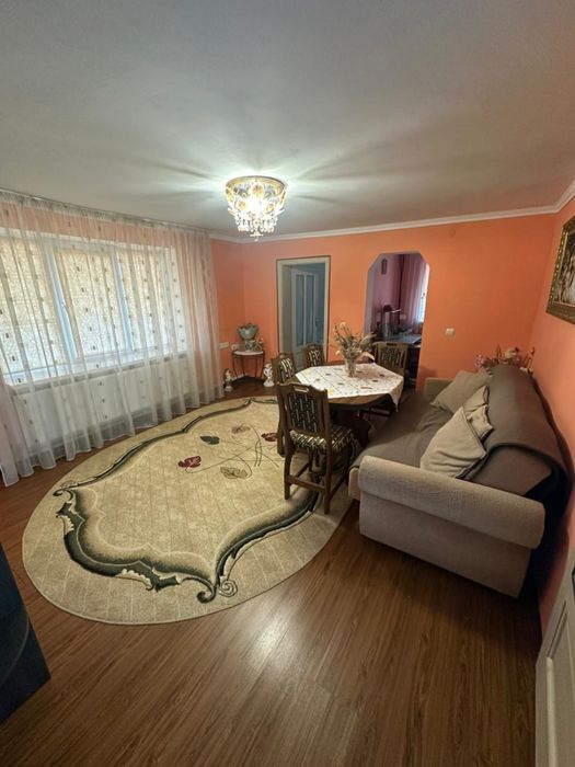 Продам будинок з ділянкою 38 соток
