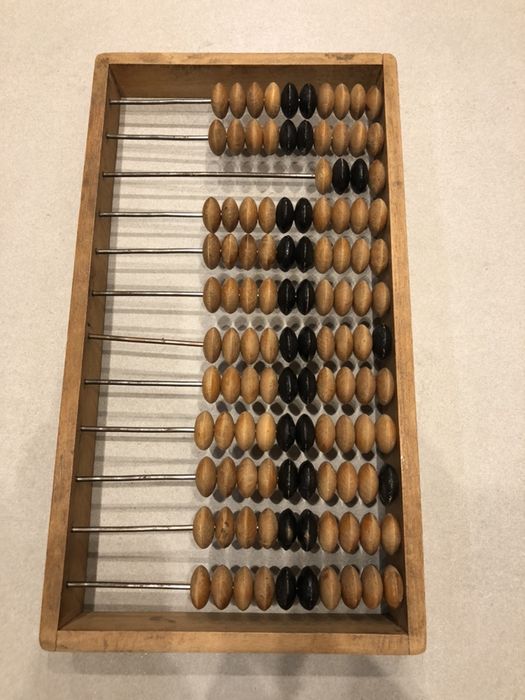 Stare drewniane liczydło