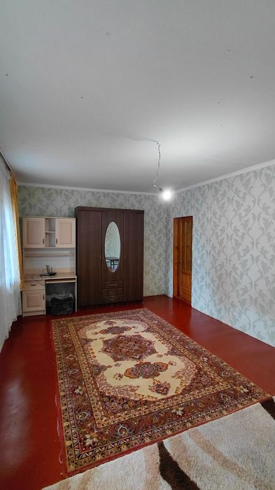 Продаж окремого будинку