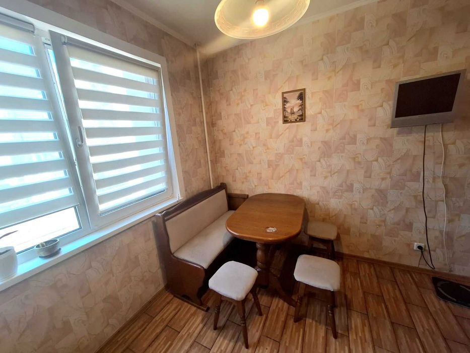 Продаж 2к. квартири М.Червоний хутір-10 хв.вул.Бориспільська 34.Без комісії