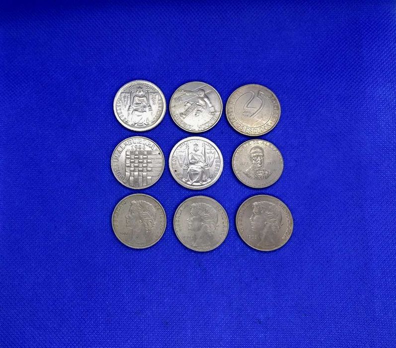Lote de 9 moedas comemorativas de 25 Escudos em cobre/níquel