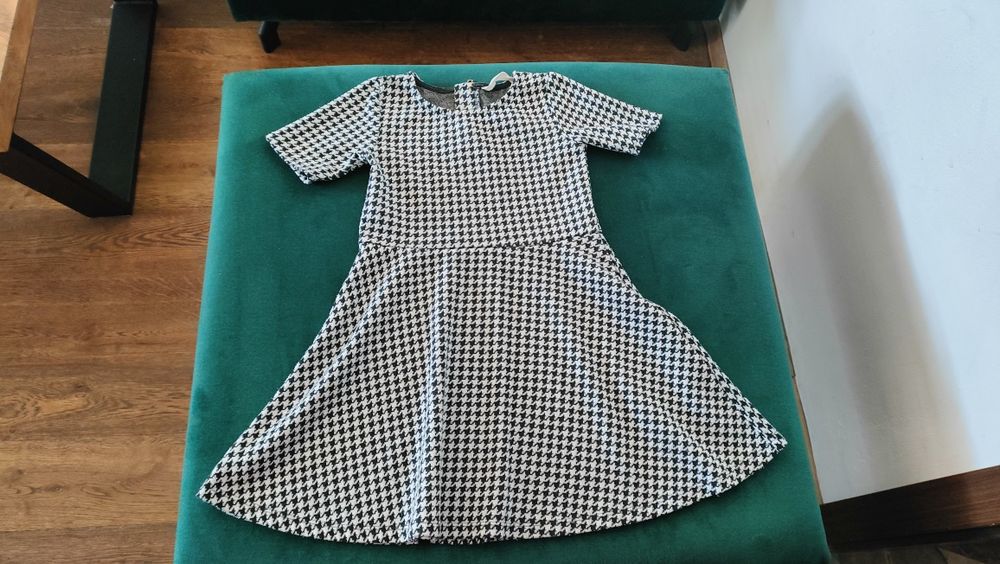 Sukienka w pepitkę H&M 110/116 galowa