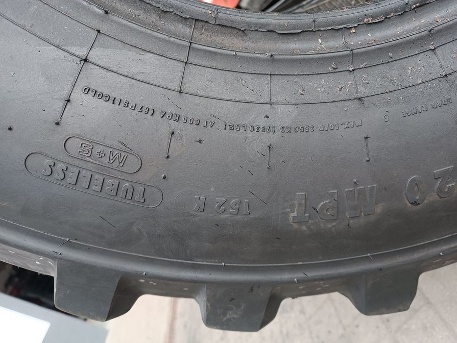 365/80R20 Continental MPT81 14.5R20