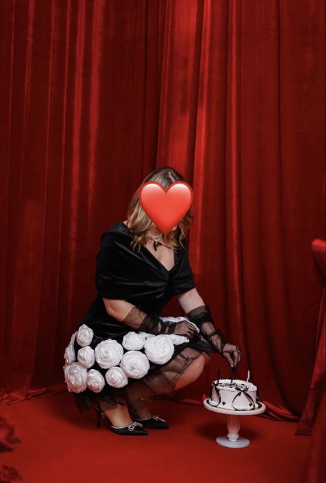 Нереально красива ексклюзивна сукня з бархату для твого свята