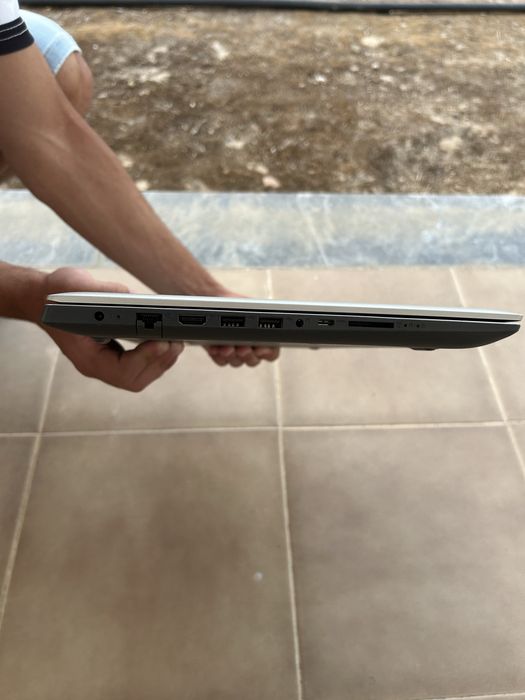 Lenovo Ideapad 330 | Ótimo Estado | Ideal para Upgrade com SSD