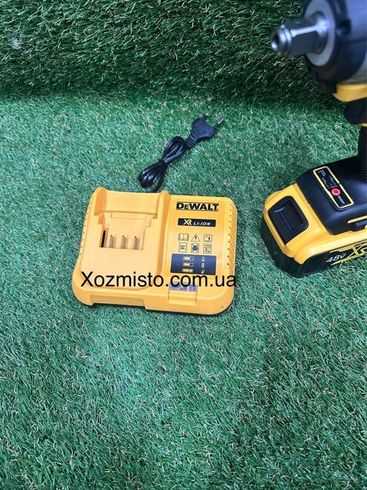 гайковерт DeWalt DCF850D2T БЕЗ Кейса