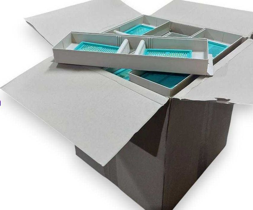 Годівниця стельова для бджіл 1,7 л зі склом і поплавками