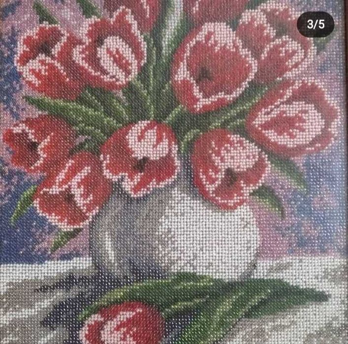 Картина-вишивка бісером Тюльпани