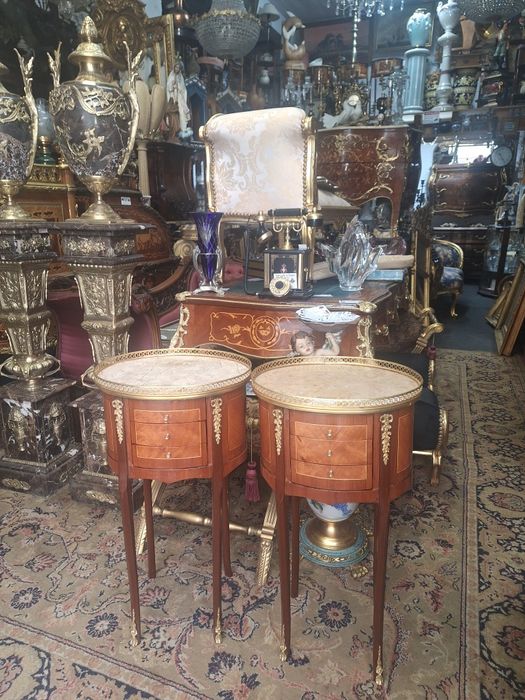 Mesas de apoio(ou cabeceira)