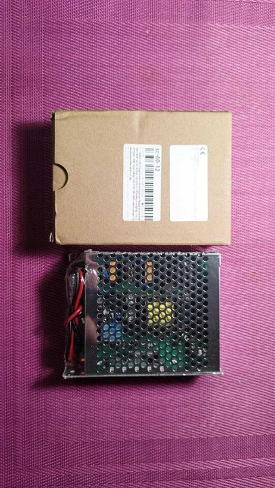 Блок безперебійного живлення  UPS 12В 2,5А та 5А