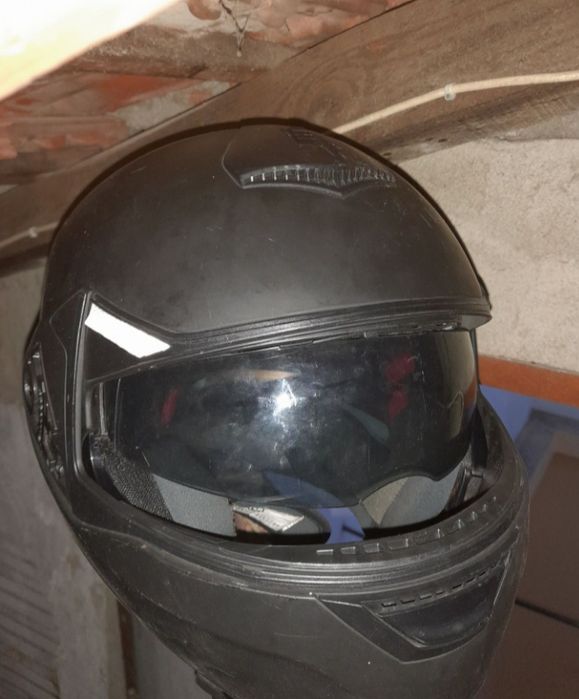 Capacete para mota  apenas falta a viseira
