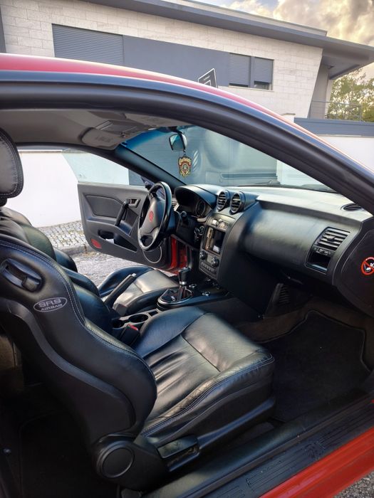 Hyundai coupé 2.0 Tiburon by tuscani