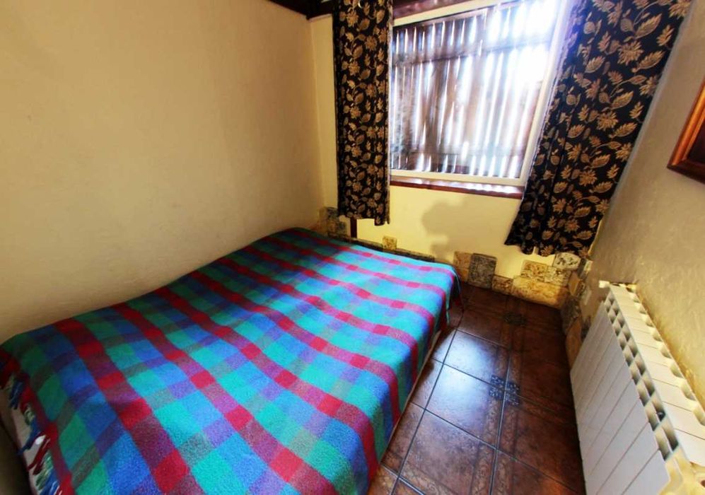 Аренда дома с Бассейном Горкой Джакузи и Бильярдом .