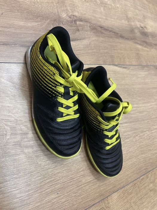 Buty pilkarskie chlopiece 31