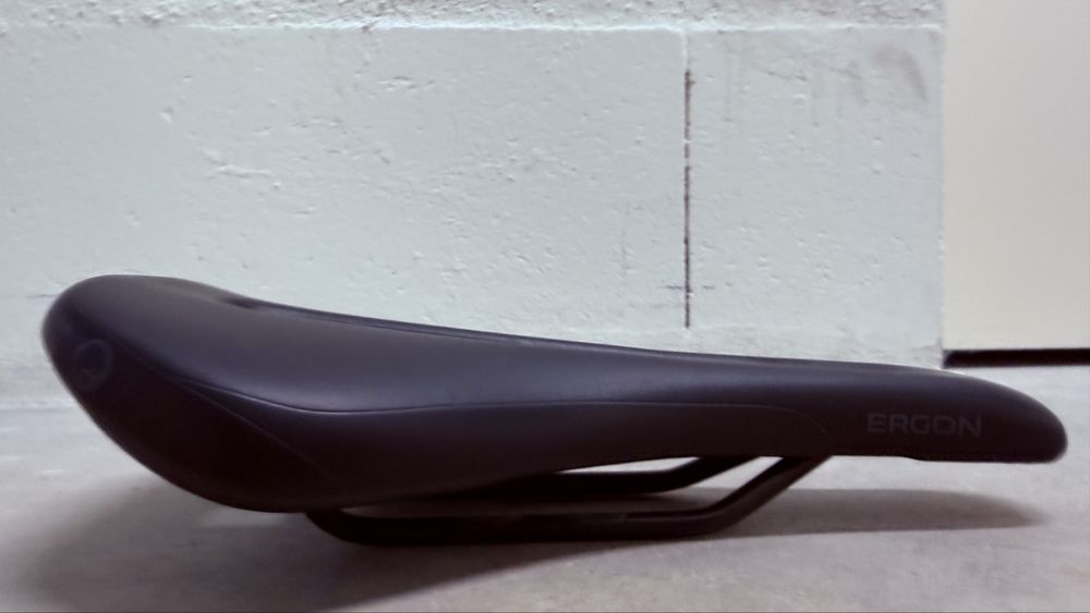 Banco de Bicicleta Ergon Enduro Comp – Preto – Como Novo