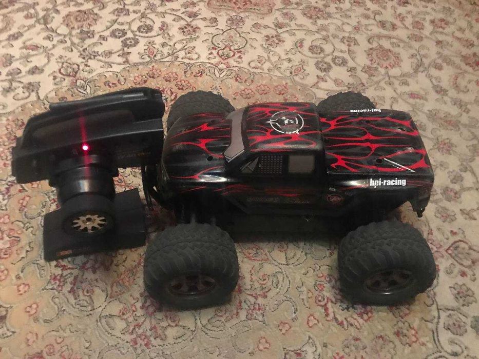 Машинка на радоуправлении