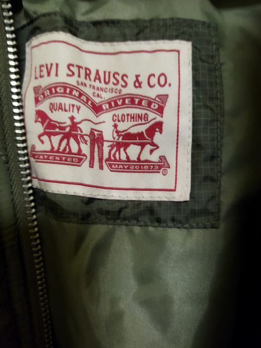 Куртка жіноча Levi's  XL , XXL