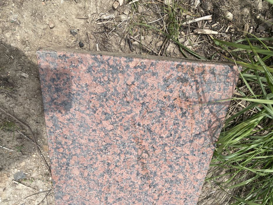 Kamień Granit Vanga parapet oberwany