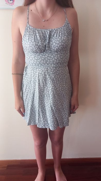 Vestido verão  sem costas novo