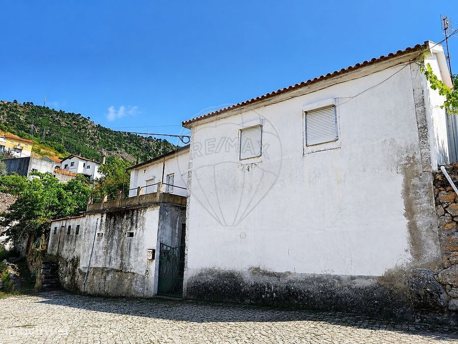 Moradia T2 para venda