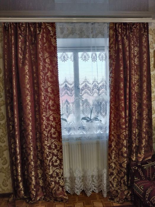 Продам ламбрикени та штори