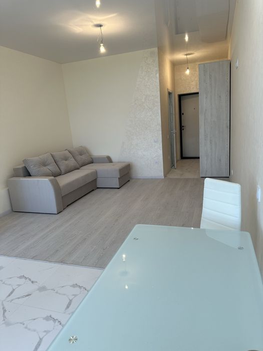 Нова квартира ( новобудова), власник