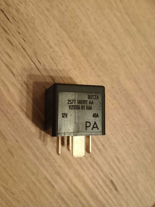 Komplet Przekaźników Fiesta 2004