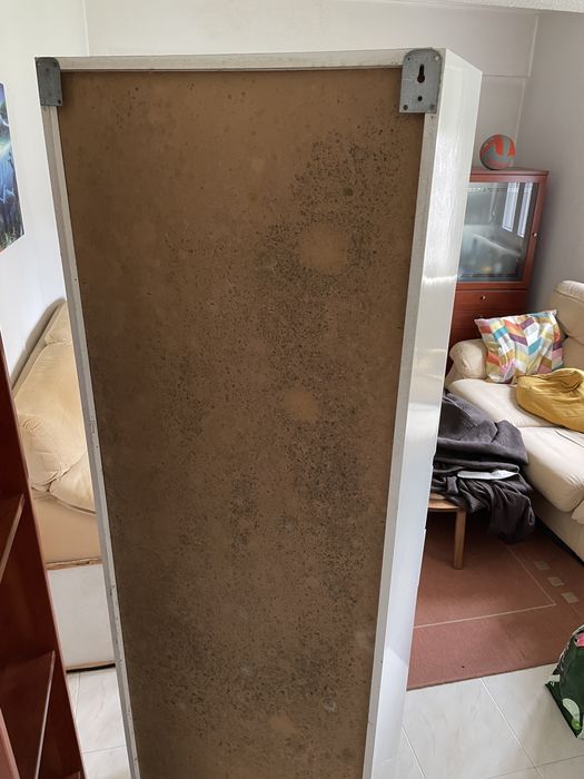 Móvel branco para casa de banho