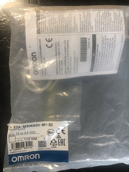 Czujnik Indukcyjny Omron E2A-M30KN20-M1-B2