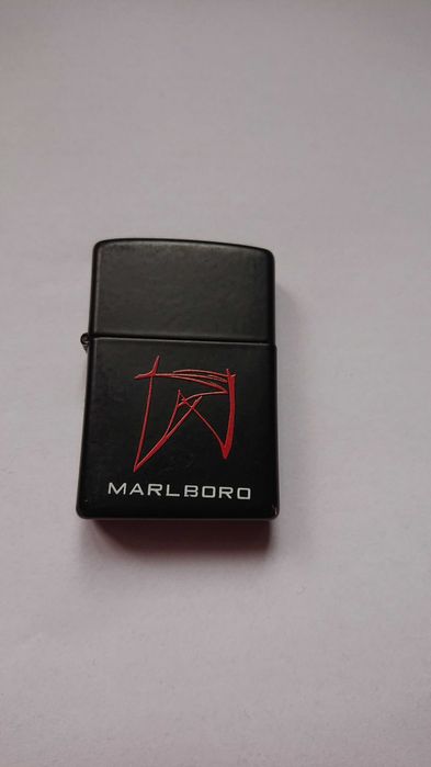 Zapalniczka Zippo Marlboro