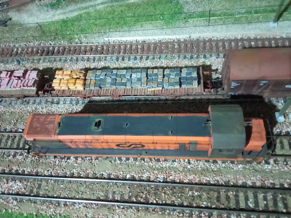 Locomotiva H0 CP 1551 MLW digital com som