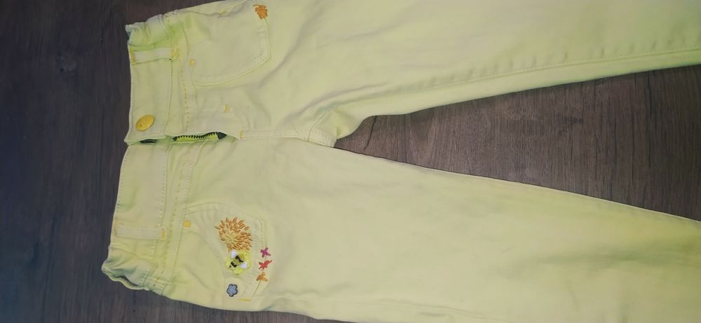 Spodnie dziewczęce 98-104
