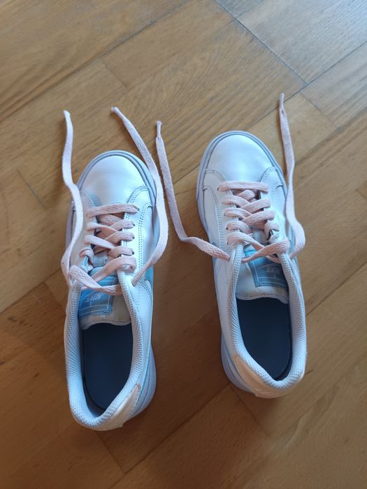 Tênis Nike menina