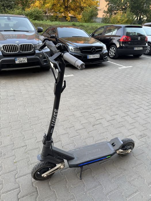 Електричний самокат Navee ST3 Pro