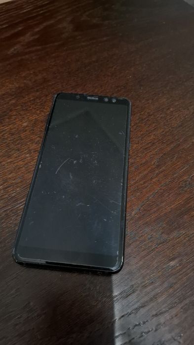 telefon samsung galaxy A8