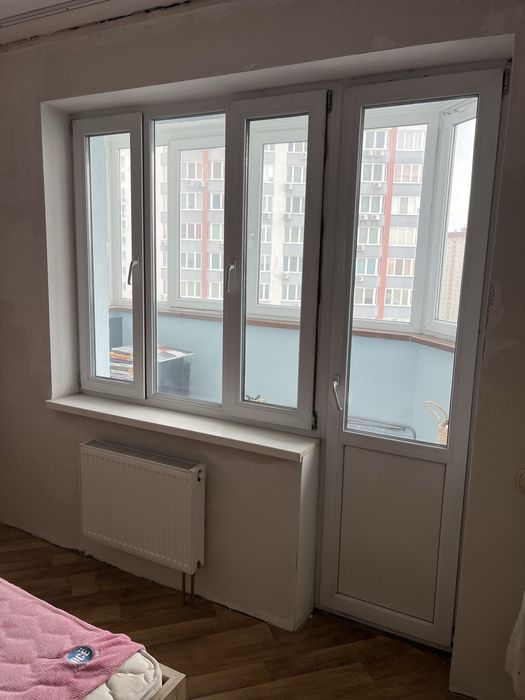 Продаються балконні блоки б/у