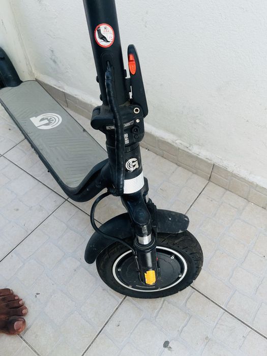 Trotinete Elétrica UrbanGlide