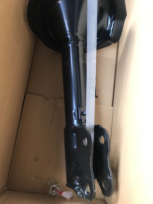 Амортизатор передний левый и правий  Kayaba - 339125