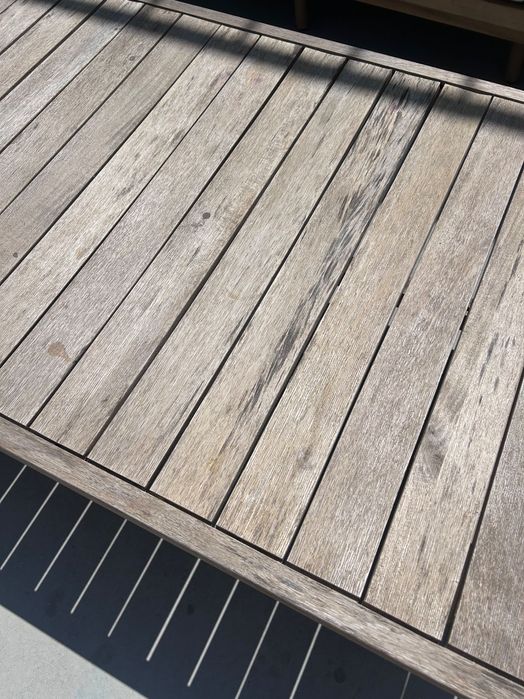 Conjunto jardim cadeiras e mesa