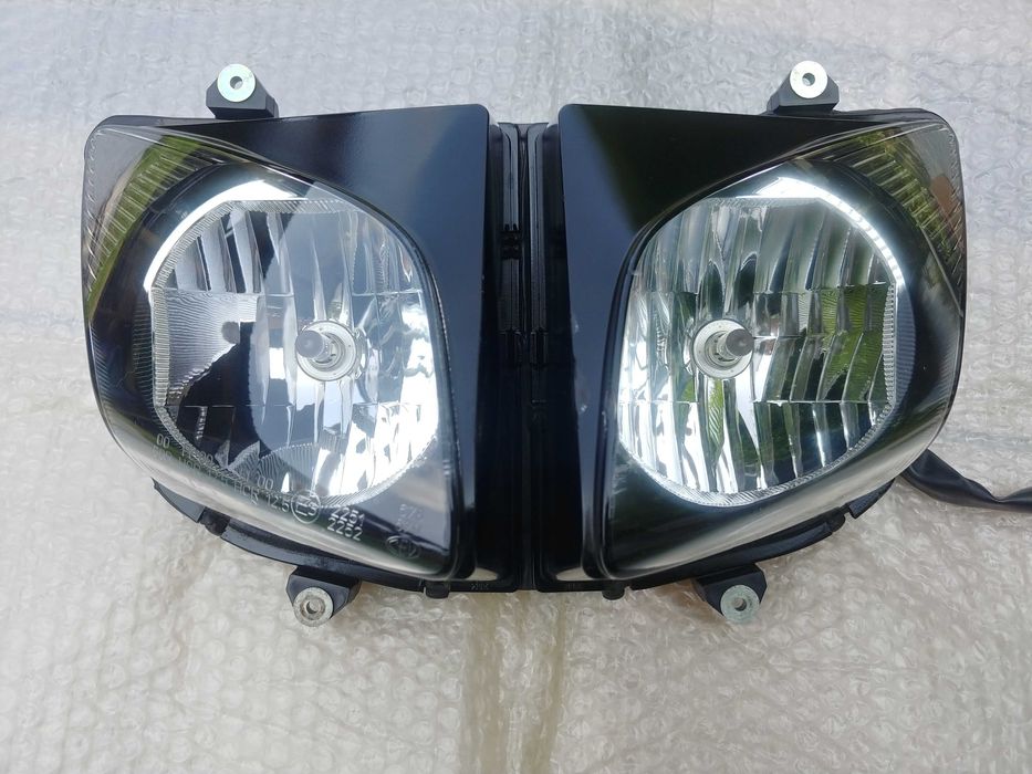 Lampa reflektor przód Honda CBF 600 S CBF 1000
