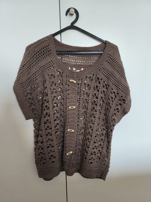 Camisola renda castanha