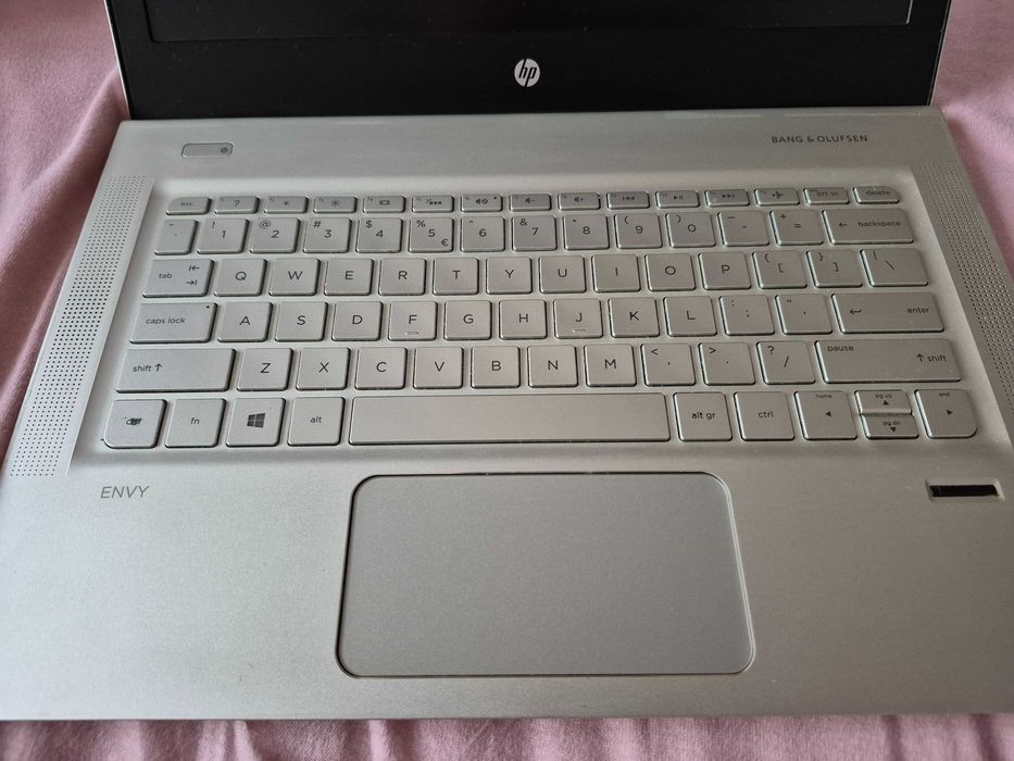 Laptop HP Envy 13' 4GB 238SSD i5-6200U Win10 Home