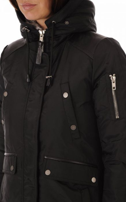 Парка Nicole Benisti