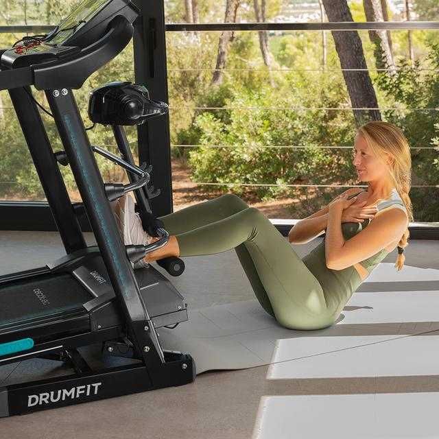 Passadeira eléctrica de corrida dobrável - Cecotec - DrumFit WayHome 1600 Obelia Ultraflex Pro, com Cinto de Massagem, Halteres, etc