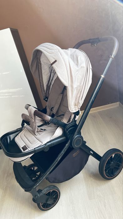 Візочок Carrello Epica 2в1