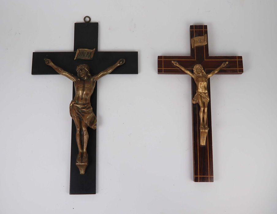 2 Crucifixos antigos