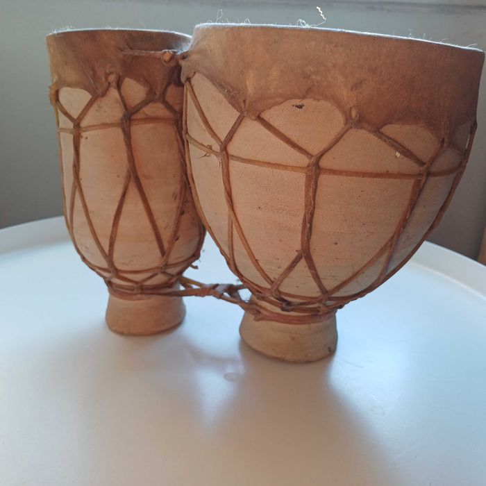 tambor decorativo cerâmica e pele