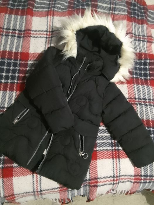 Курточка на дівчинку ріст 110