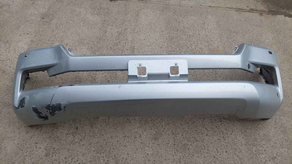 Toyota Land Cruiser 200 бампер передній