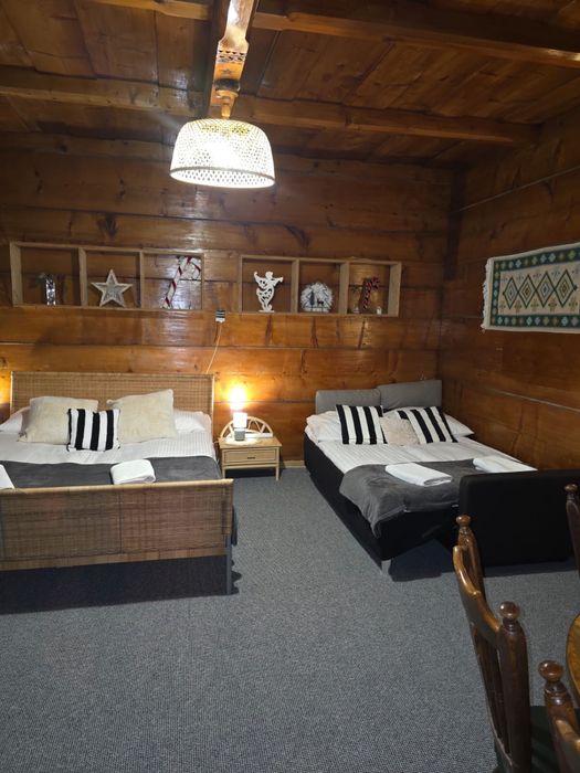 Domek na wyłączność/10osób//NARTY/TERMY/GÓRY/ 120letnia chata